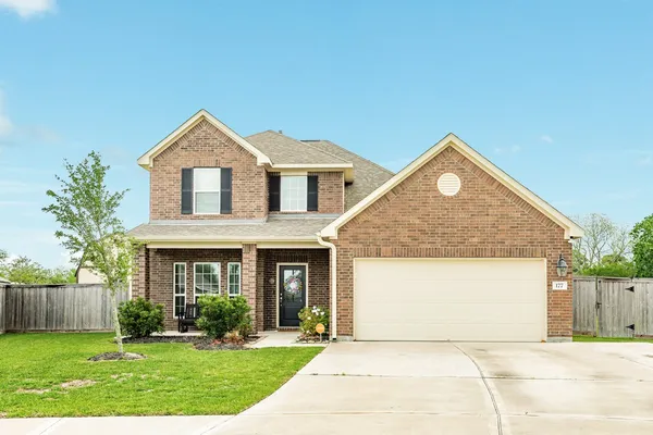 $339,000 | 177 Bayou Bend Boulevard, Angleton, TX 77515