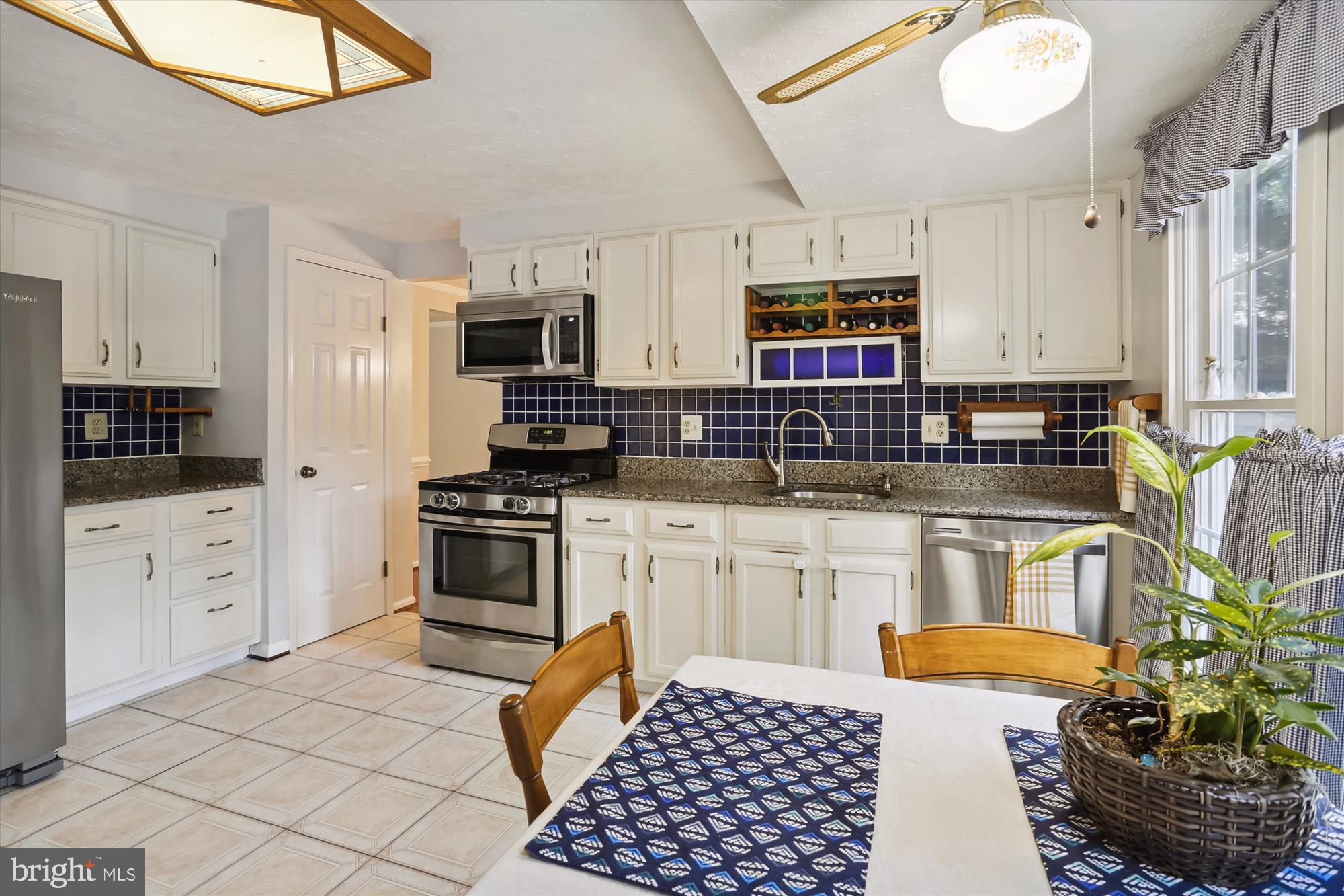 1125 Windmill Lane Silver Spring, MD 20905 - Photo 12 of 37