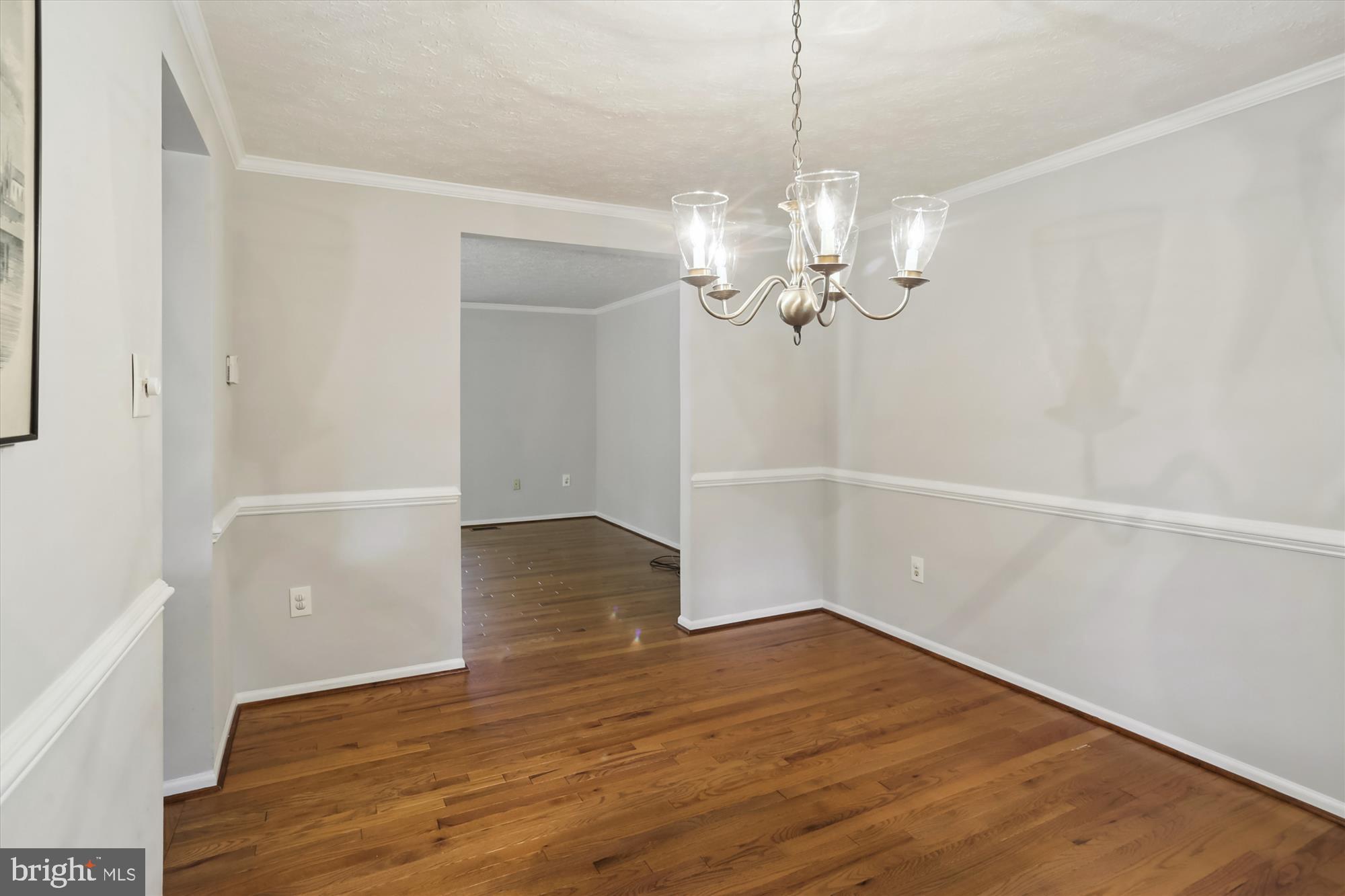 1125 Windmill Lane Silver Spring, MD 20905 - Photo 9 of 37 Dining Room