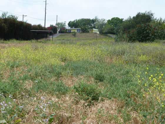 1859 Foxfire Road Fallbrook, CA 92028 - Photo 2 of 25 Gallery Image 2
