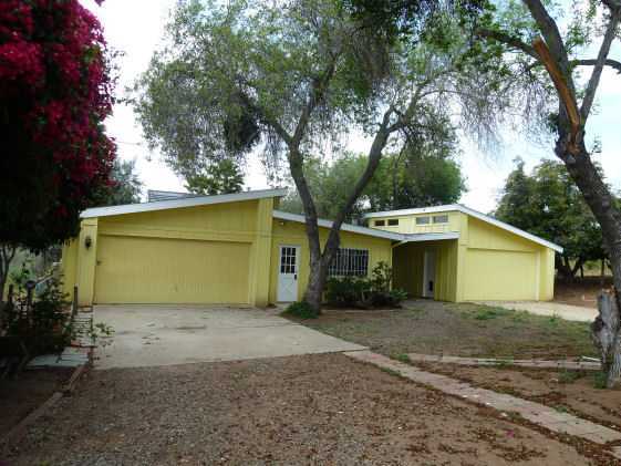 1859 Foxfire Road Fallbrook, CA 92028 - Photo 4 of 25 Gallery Image 4