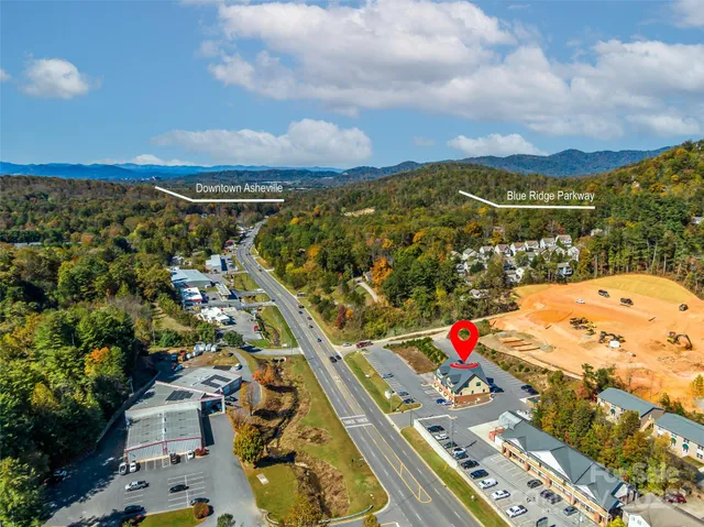 $425,000 | 208 Charlotte Highway, Unit 301, Asheville, NC 28803