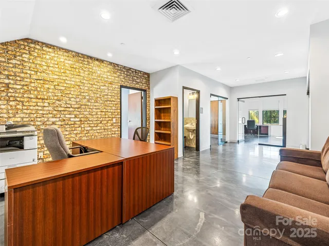 $425,000 | 208 Charlotte Highway, Unit 301, Asheville, NC 28803