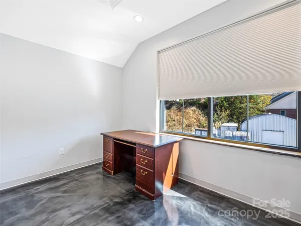 $425,000 | 208 Charlotte Highway, Unit 301, Asheville, NC 28803