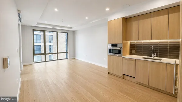 $2,995 | 1224 M Street Northwest, Unit 304, Washington, DC 20005