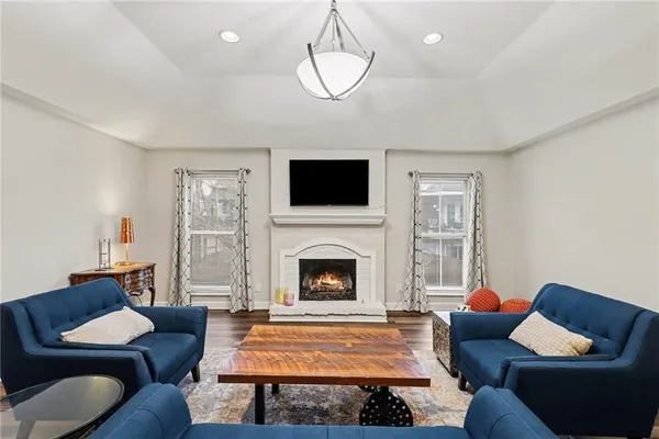 $310,000 | 8721 Riggs Lane, Overland Park, KS 66212