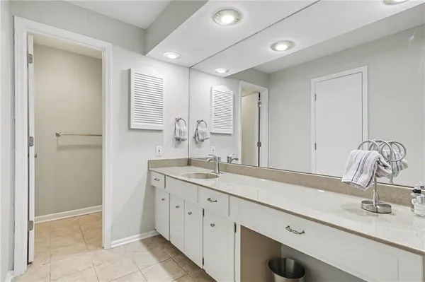 $324,950 | 8721 Riggs Lane, Overland Park, KS 66212