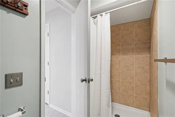 $324,950 | 8721 Riggs Lane, Overland Park, KS 66212