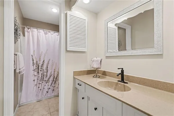 $324,950 | 8721 Riggs Lane, Overland Park, KS 66212