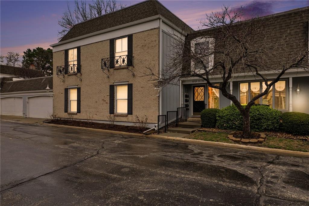 8721 Riggs Lane Overland Park, KS 66212 - Photo 26 of 31