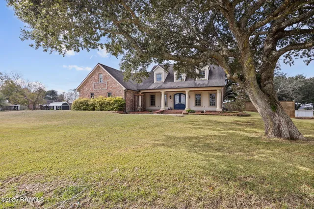 $550,000 | 214 N Road, Erath, LA 70533