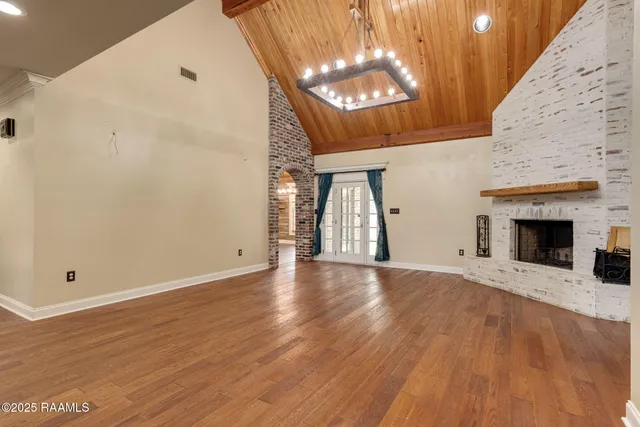 $550,000 | 214 N Road, Erath, LA 70533