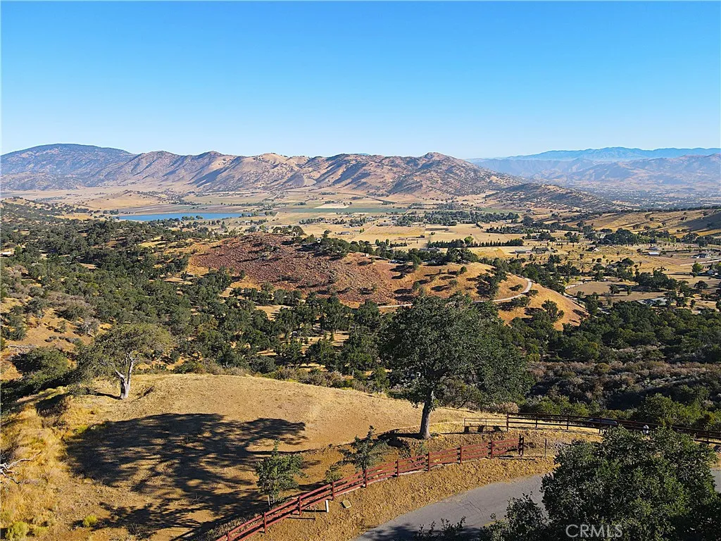 0 Zurich Tehachapi, CA 93561 - Photo 50 of 51 This is a Legacy decision. Don't settle for ordinary. This is your chance to secure the pinnacle of Tehachapi Mountain Living. A view lot like this is a rare find--and once it's gone, it's gone for good.