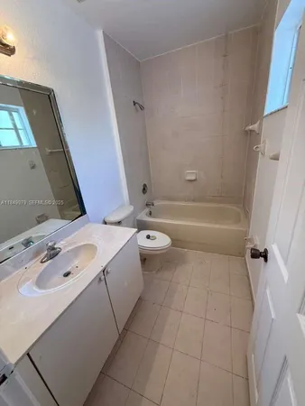 $2,200 | 820 Southwest 6th Court, Florida City, FL 33034