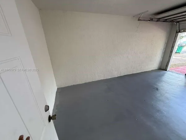 $2,200 | 820 Southwest 6th Court, Florida City, FL 33034