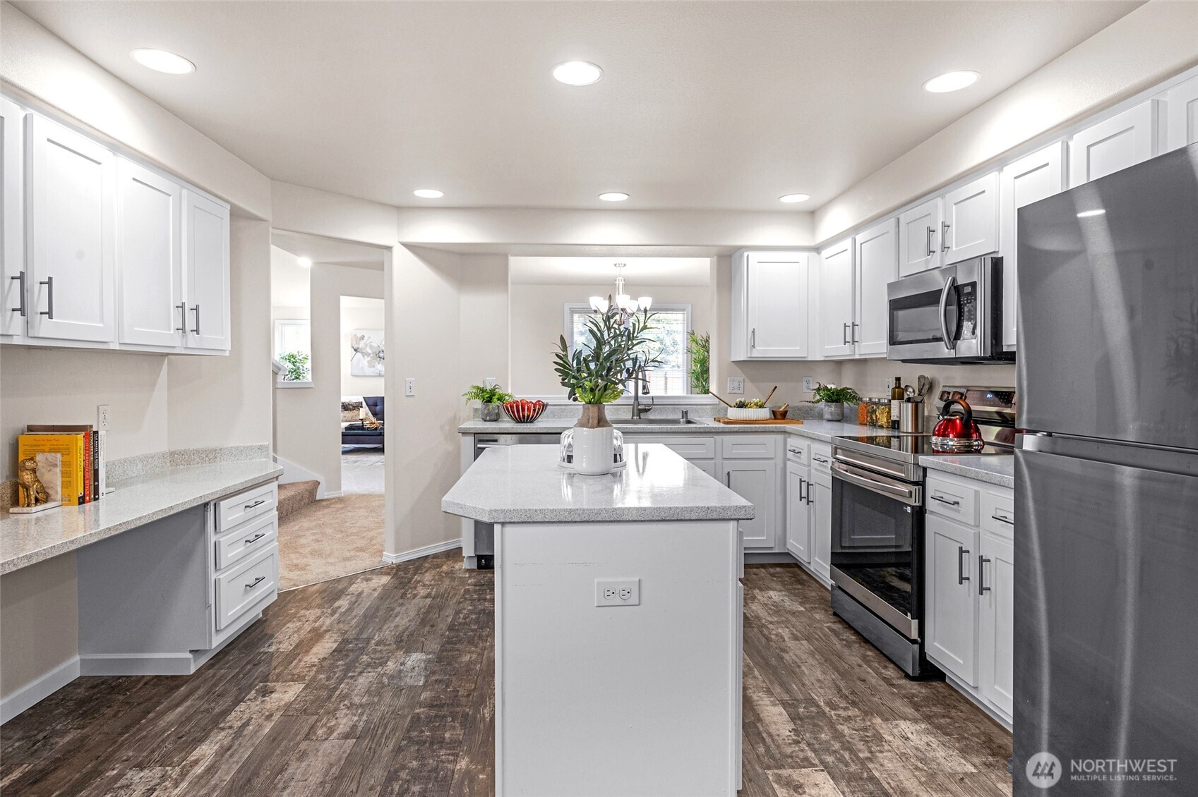 4714 Northeast 18th Place, Unit A Renton, WA 98059 - Photo 8 of 38