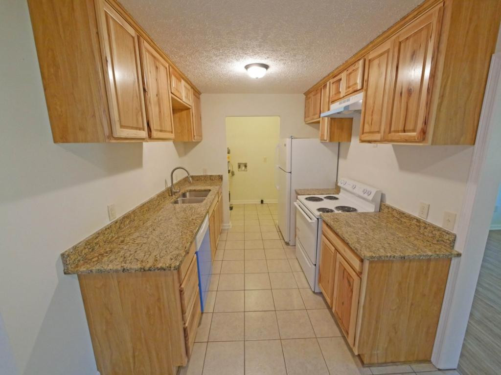 468 Woods Road Bluff City, TN 37618 - Photo 5 of 29 New Kitchen