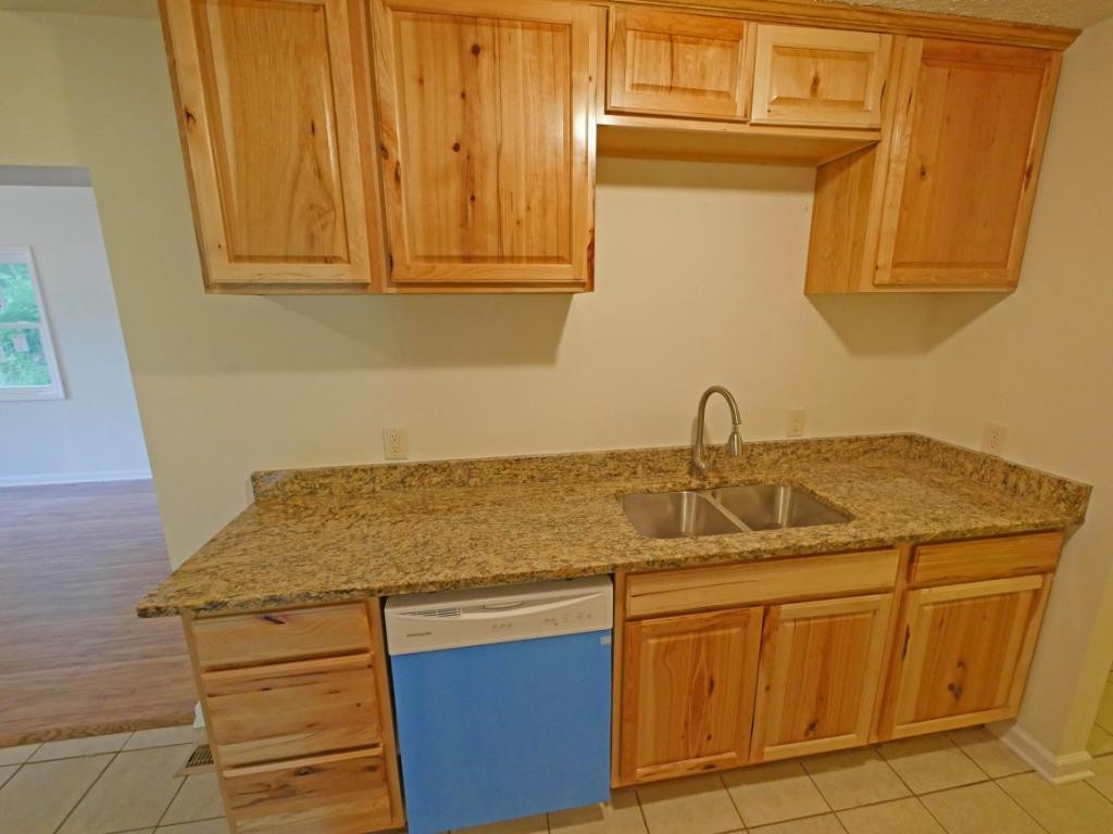 468 Woods Road Bluff City, TN 37618 - Photo 8 of 29 New Cabinets