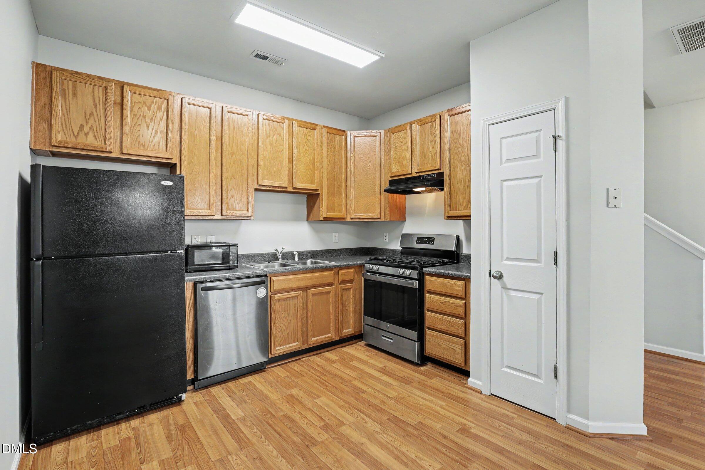 8620 Neuse Club Lane, Unit 107 Raleigh, NC 27616 - Photo 20 of 39 016_file_2014