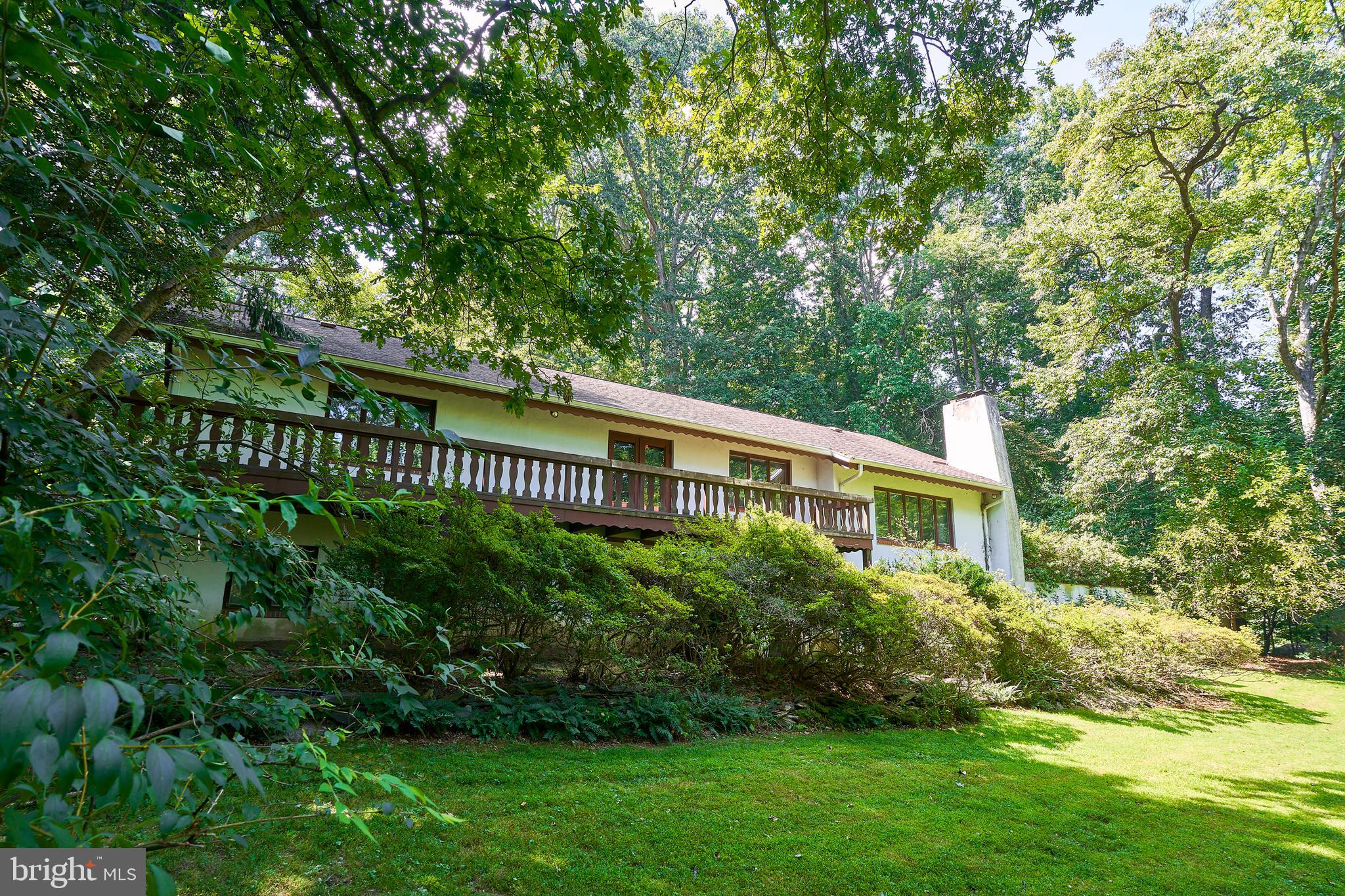 9327 Campbell Road Vienna, VA 22182 - Photo 41 of 44