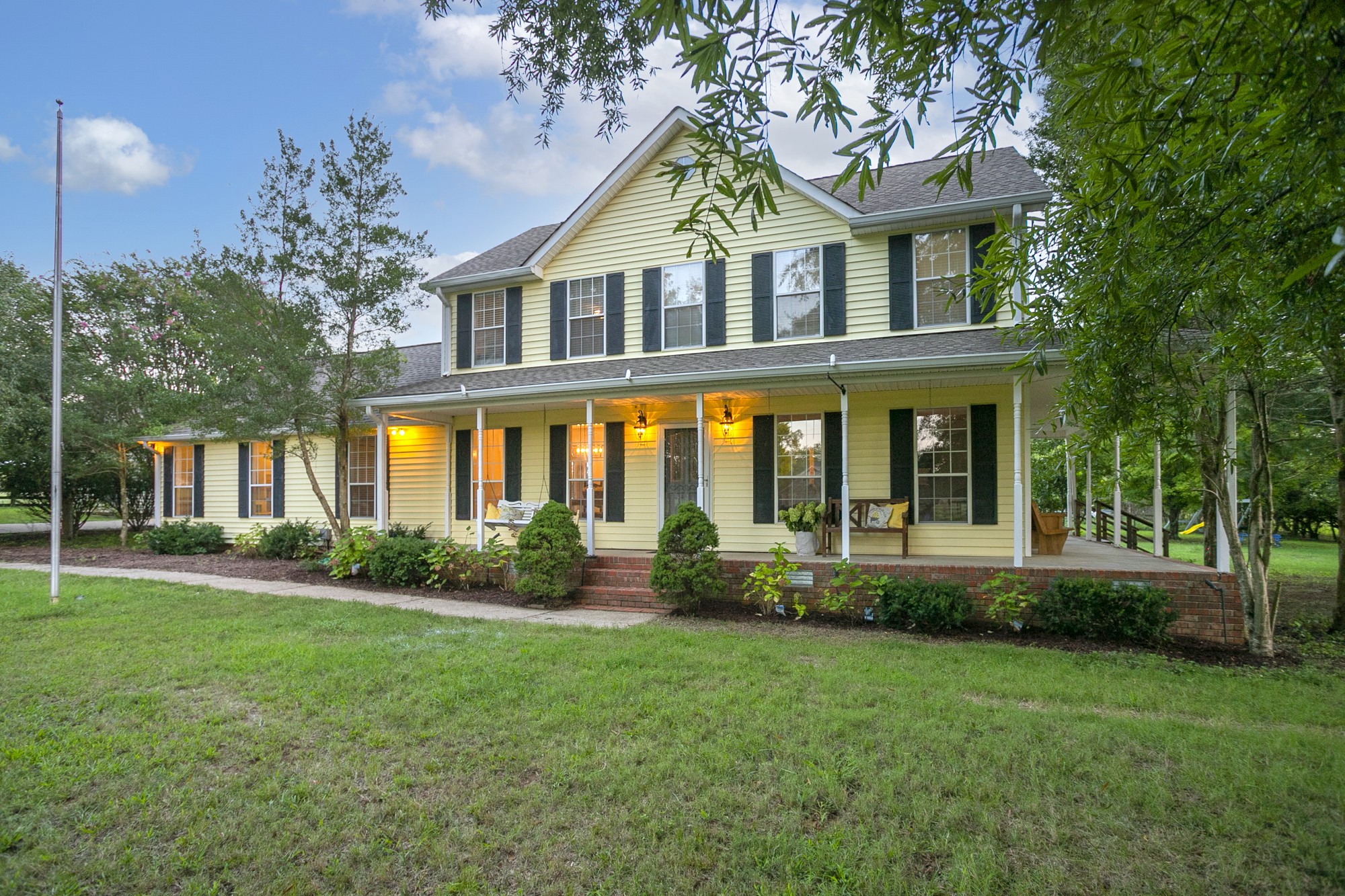 848 Philadelphia Road Lebanon, TN 37087 - Photo 1 of 50 a front view of a house with a yard