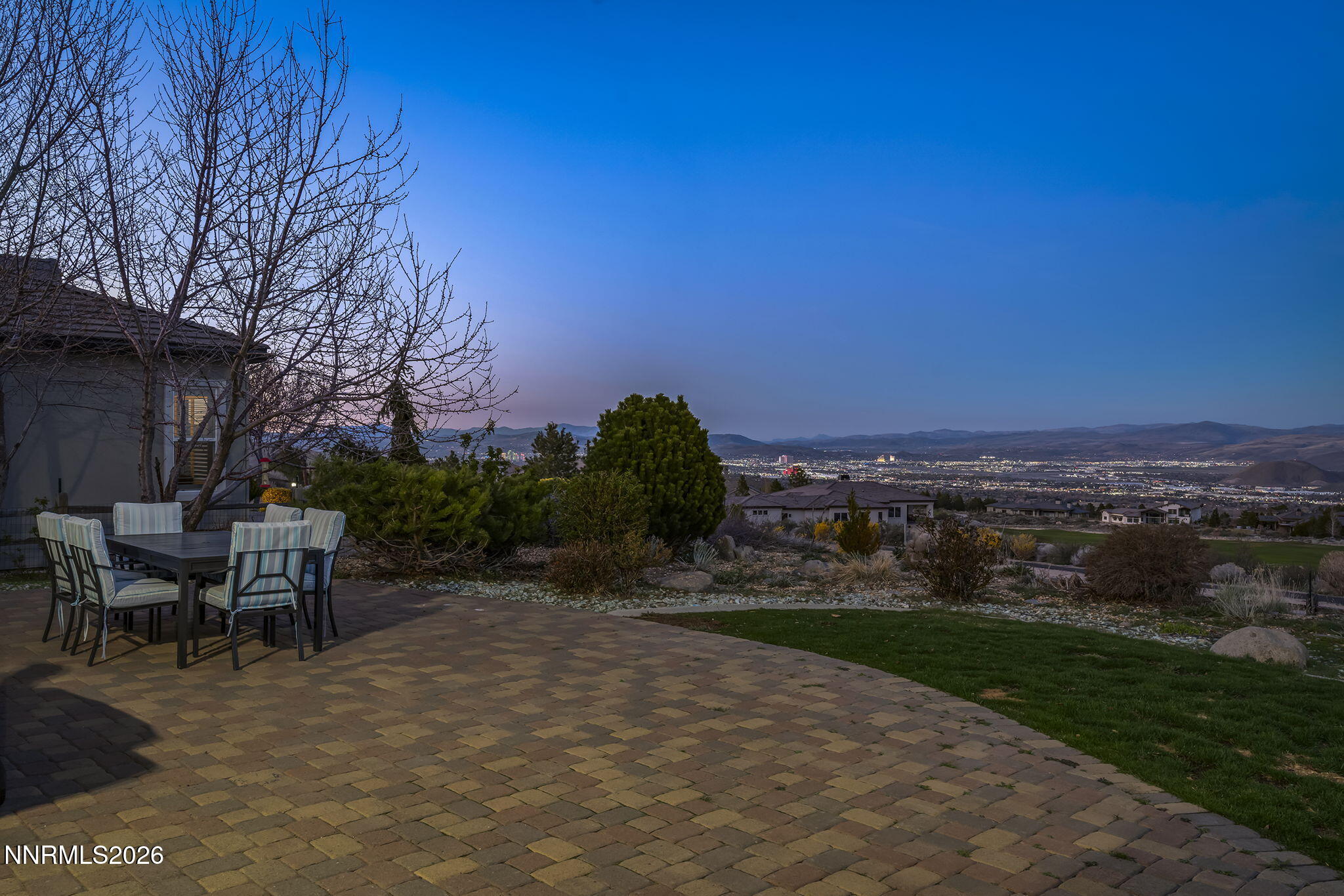 10058 Vía Solano Reno, NV 89511 - Photo 52 of 82 53-web-or-mls-_DSC5289