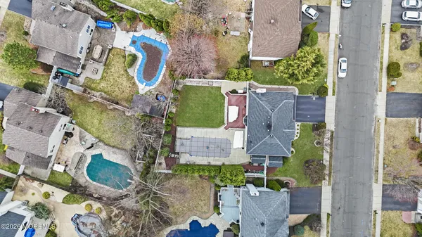 $899,000 | 16 Diamond Lane, Howell, NJ 07731