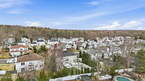 $899,000 | 16 Diamond Lane, Howell, NJ 07731