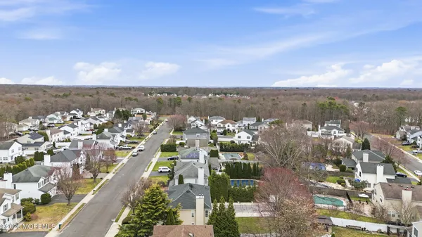 $899,000 | 16 Diamond Lane, Howell, NJ 07731