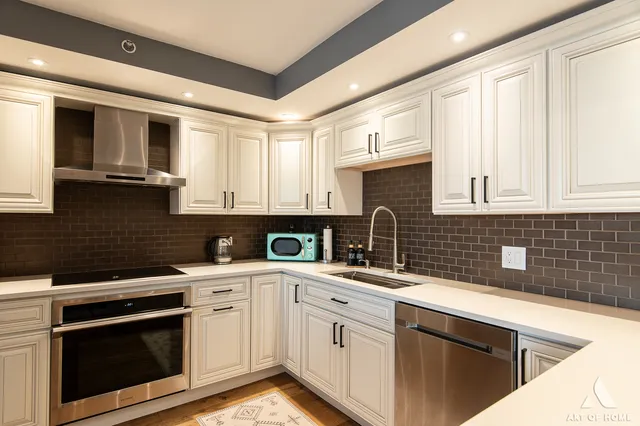 $309,900 | 10420 Circle Drive, Unit 47B, Oak Lawn, IL 60453