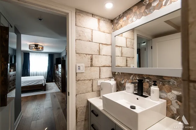 $309,900 | 10420 Circle Drive, Unit 47B, Oak Lawn, IL 60453