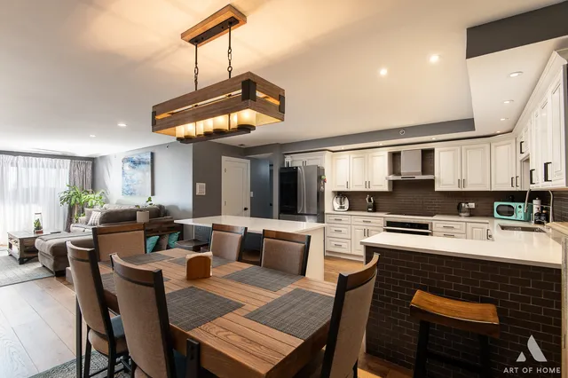 $309,900 | 10420 Circle Drive, Unit 47B, Oak Lawn, IL 60453