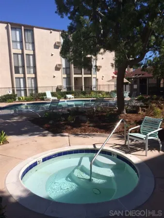$1,995 | 6930 Hyde Park Drive, Unit 315, San Diego, CA 92119