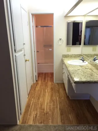 $1,995 | 6930 Hyde Park Drive, Unit 315, San Diego, CA 92119