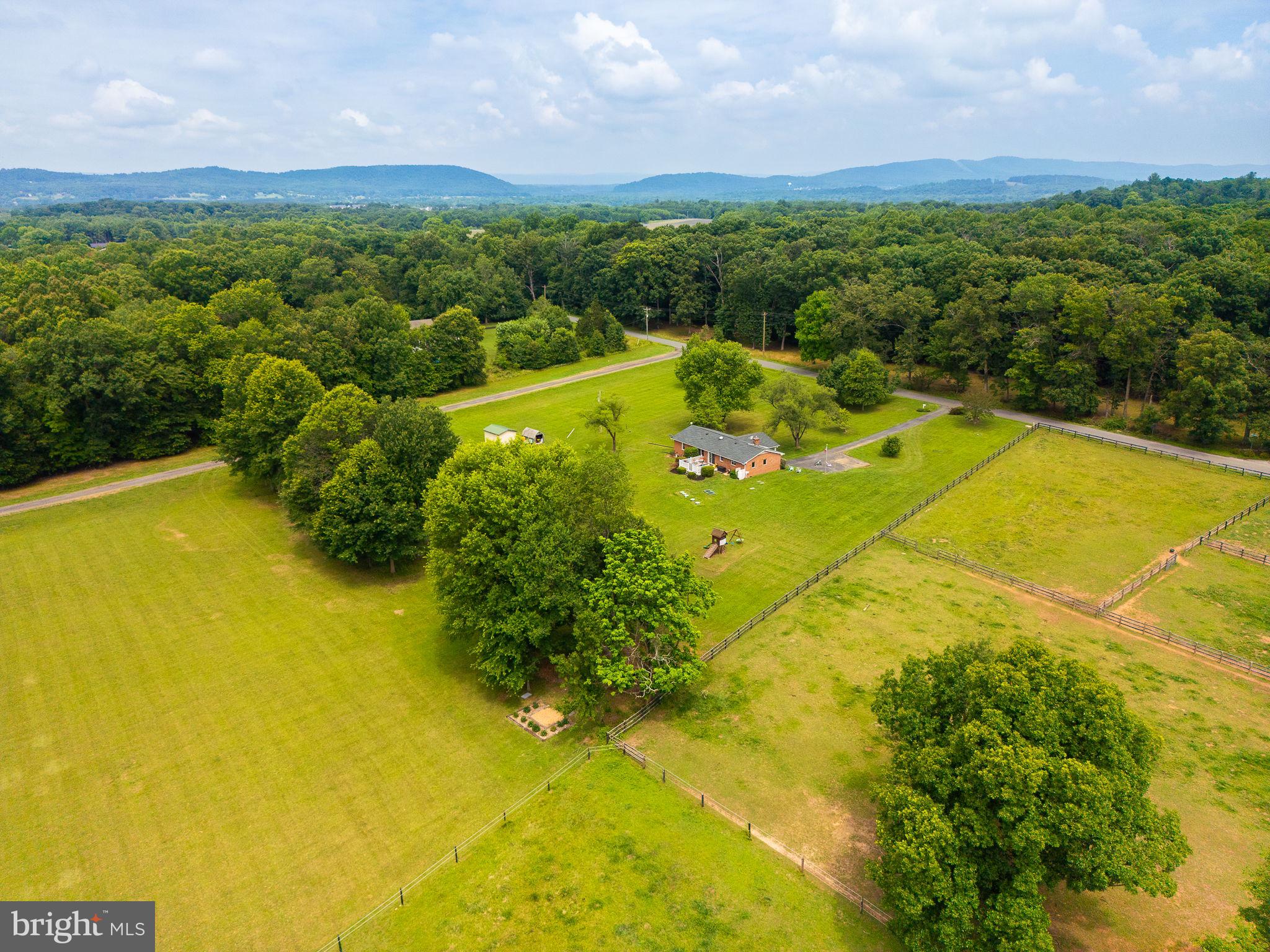 43581 Lost Corner Road Leesburg, VA 20176 - Photo 53 of 56