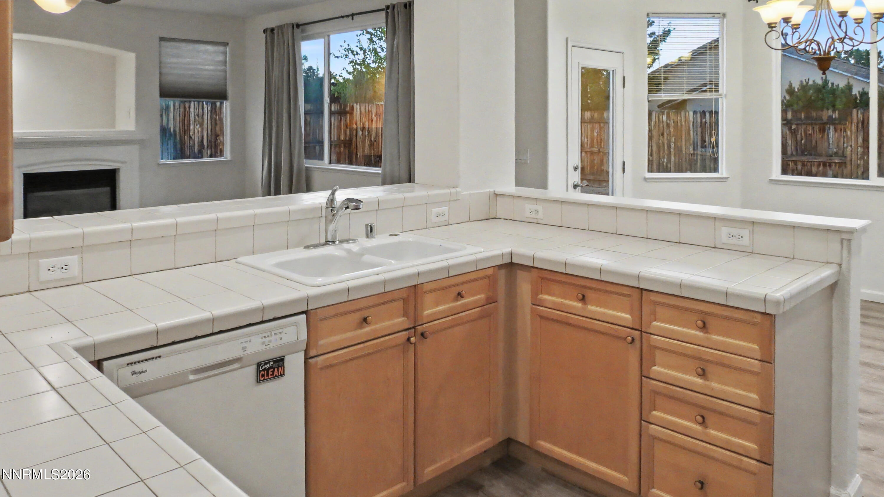 1755 Ornellaia Way Reno, NV 89521 - Photo 12 of 36 IMG_2587