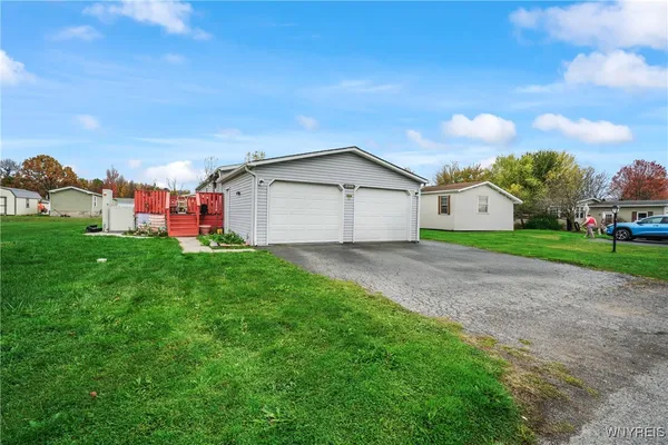 $70,000 | 6266 Bayview Station, Newfane, NY 14108