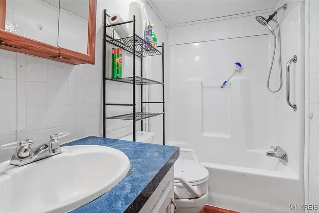 $80,000 | 6266 Bayview Station, Newfane, NY 14108