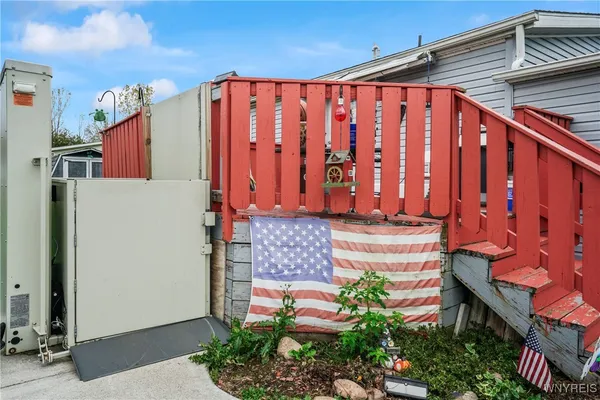 $70,000 | 6266 Bayview Station, Newfane, NY 14108
