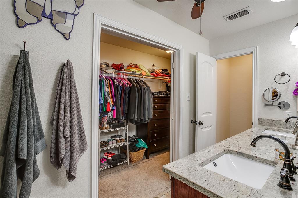206 King George Way Ponder, TX 76259 - Photo 10 of 32 a view of a walk in closet
