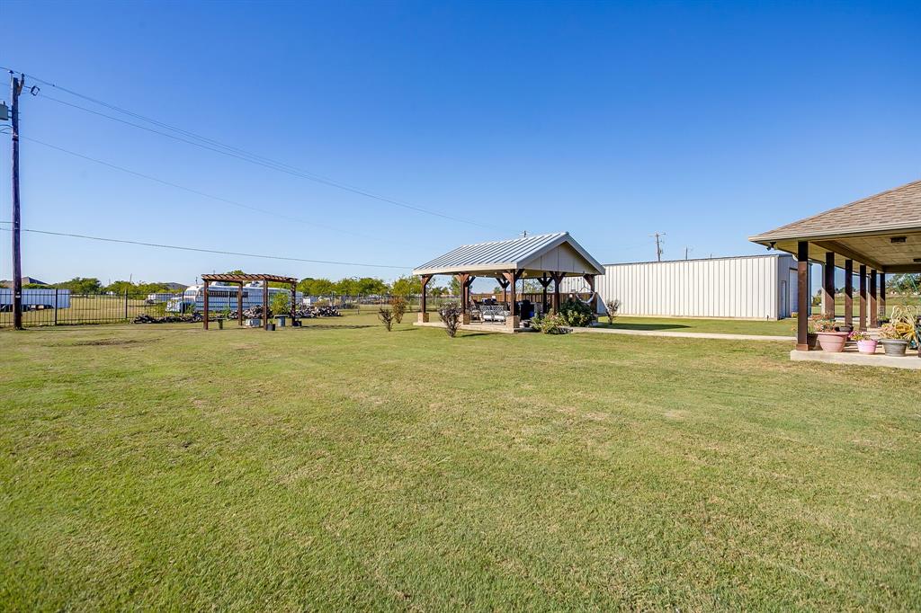 206 King George Way Ponder, TX 76259 - Photo 24 of 32 a view of an ocean
