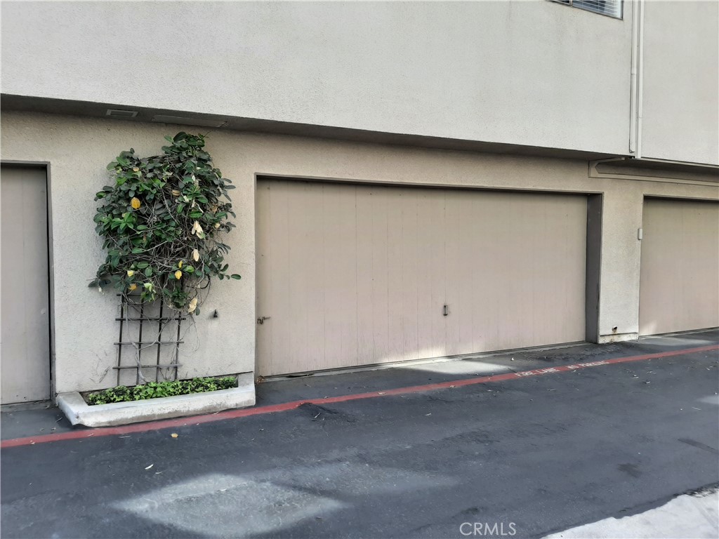 12592 Montecito Road, Unit 9 Seal Beach, CA 90740 - Photo 2 of 16 a view of an empty room and garage