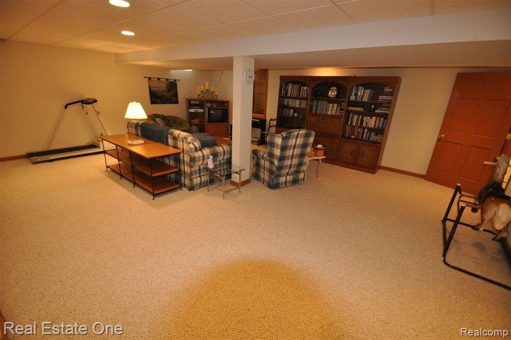 3352 Summit Ridge Drive Rochester, MI 48306 - Photo 19 of 25 Family Rm in Fin'd Bsmt