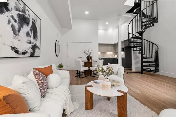 $399,900 | 1545 32nd Street, Unit 103, Oakland, CA 94608