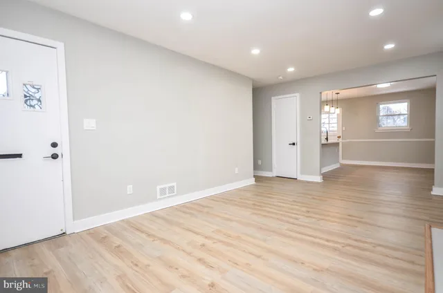 wooden floor in an empty room with wooden floor