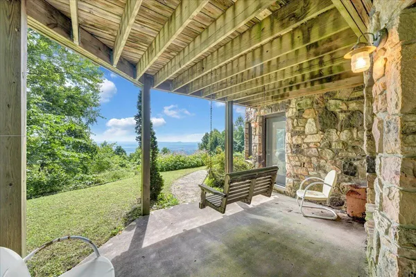 $995,000 | 490 Lookout Ridge Lane, Copper Hill, VA 24079