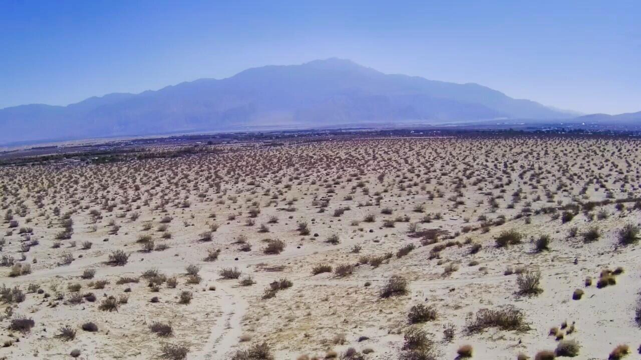 0 Glory View Rd View Desert Hot Springs, CA 92241 - Photo 7 of 8 a view of a yard