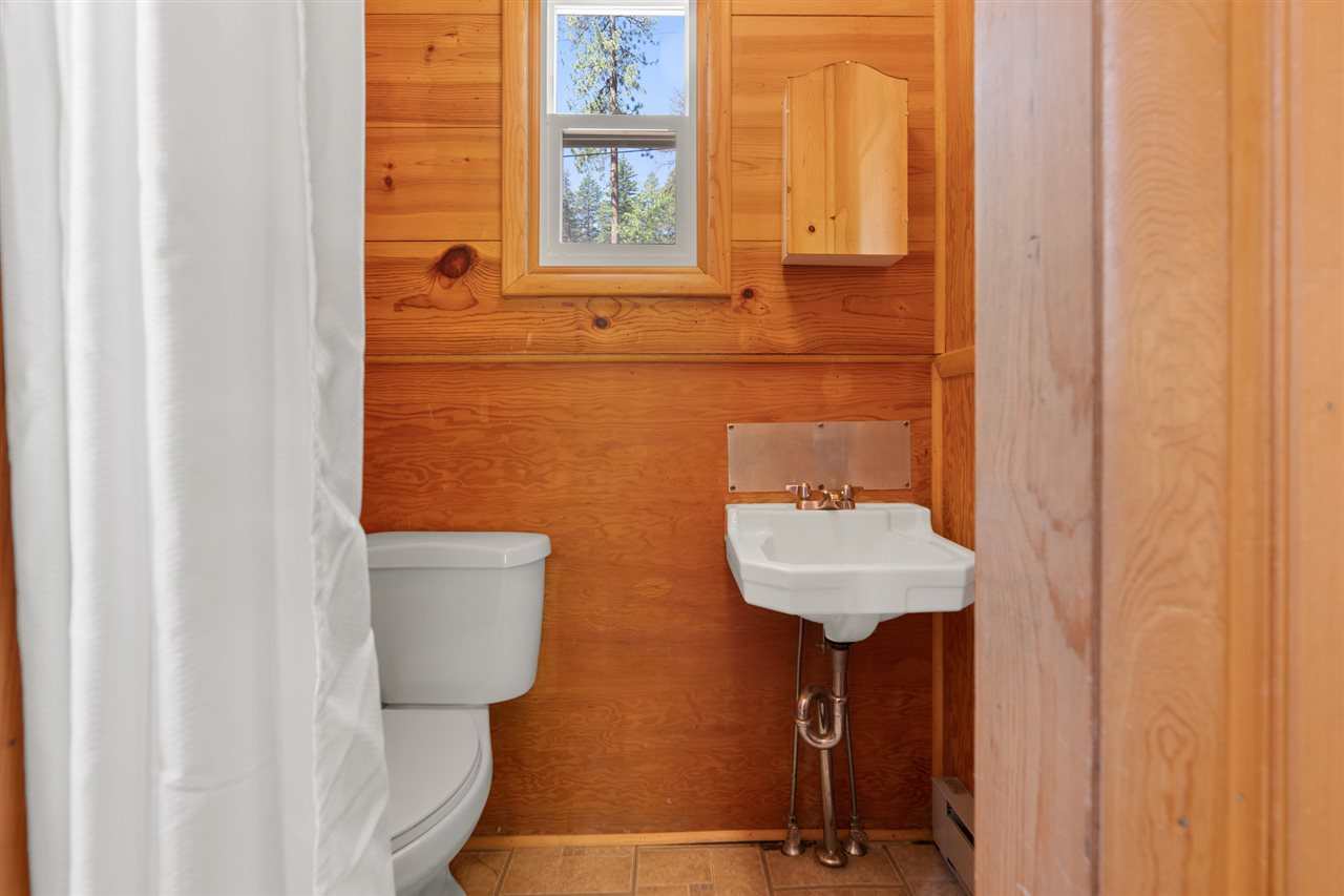 45256 Lakeshore Homes Road Loon Lake, WA 99148 - Photo 22 of 35 Gallery Image 22