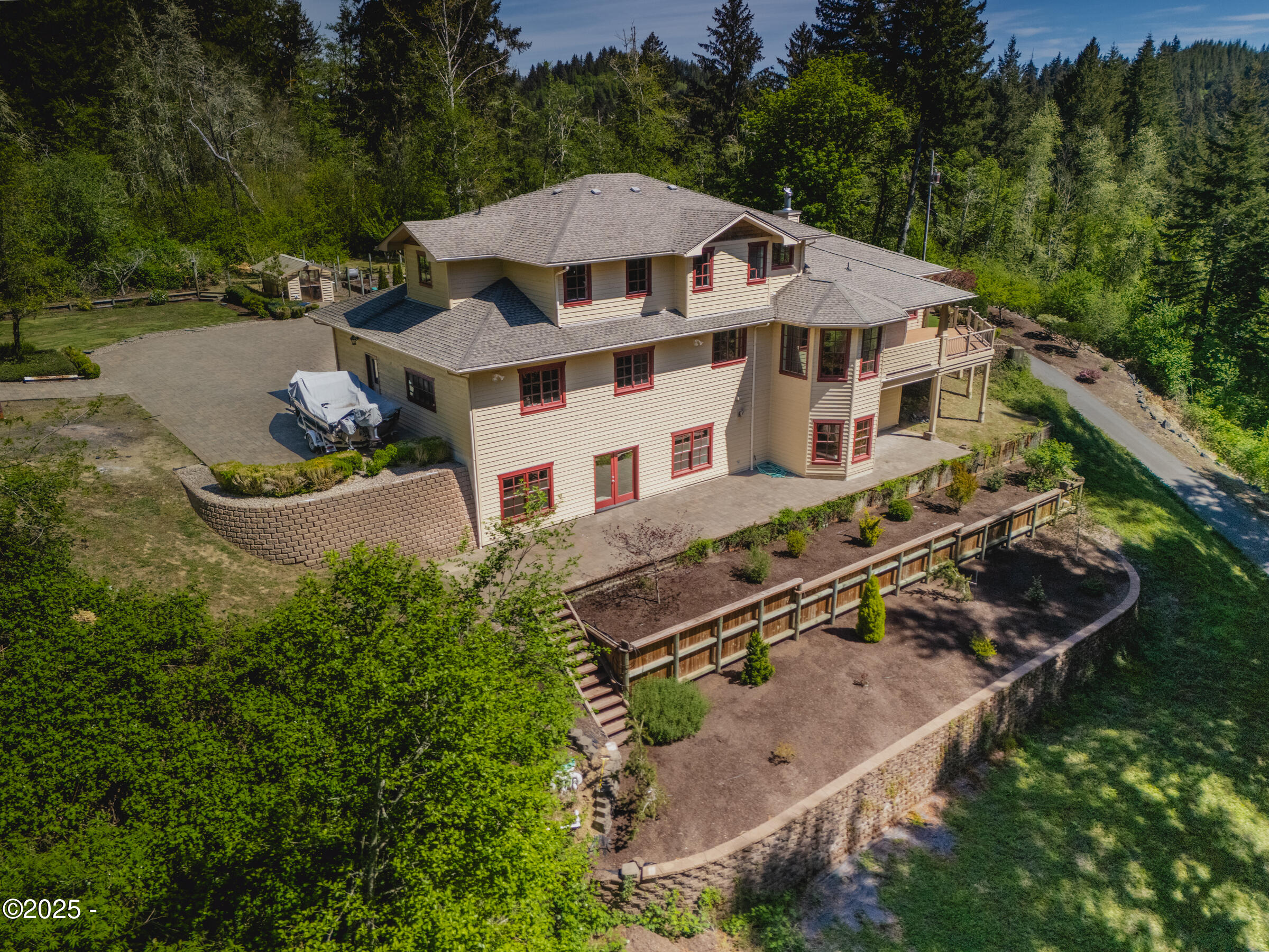 245 Olalla Road Toledo, OR 97391 - Photo 43 of 47 Back View