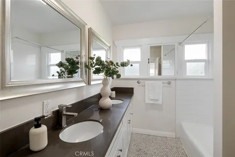 $1,588,000 | 239 West Palm Avenue, Monrovia, CA 91016